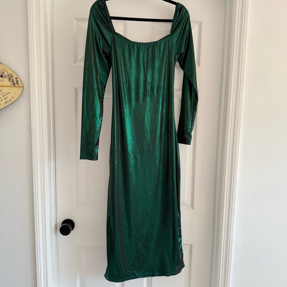 NSR Emerald Green Metallic Cutout Ruched Midi Dress Long Sleeve Party Holiday M - Picture 5 of 8